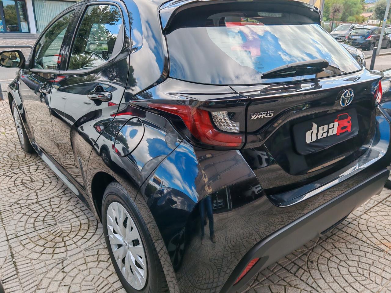 Toyota Yaris 1.5 Hybrid 5 porte Business