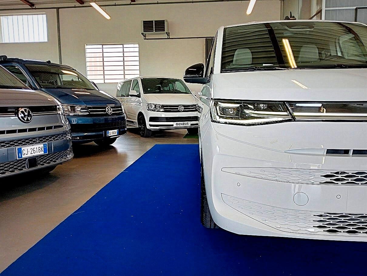 Volkswagen T7 Multivan 1.5 PHEV 4motion 245cv IQ LED GANCIO PORTE ELETTRICHE