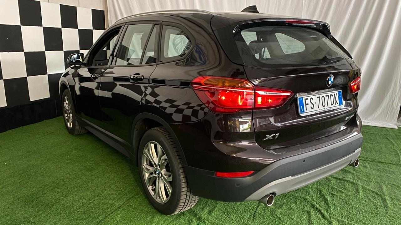 Bmw X1 sDrive18d Business