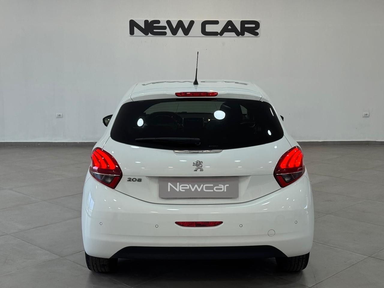 Peugeot 208 PureTech 82 Stop&Start 5 porte Signature