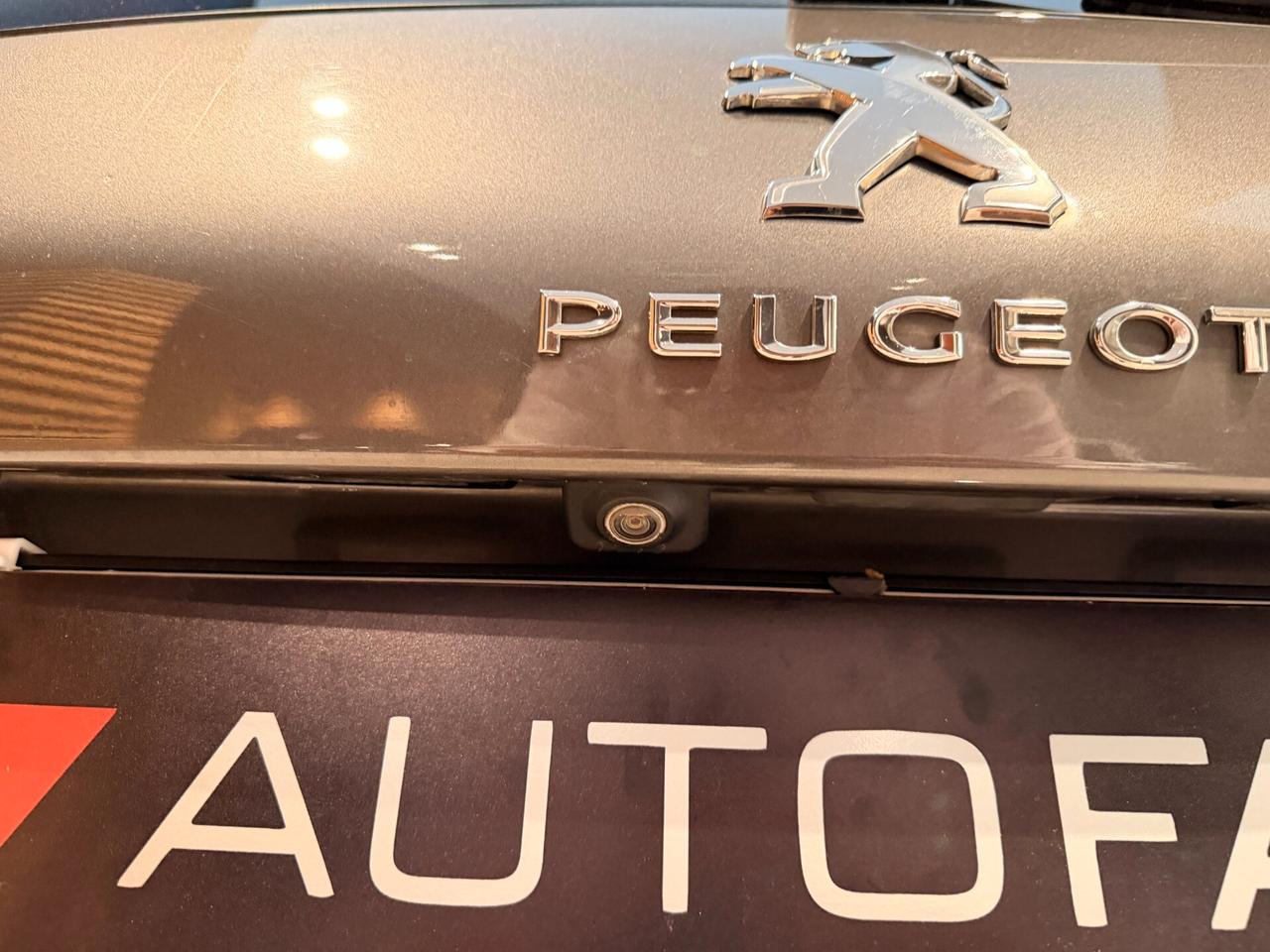 Peugeot 308 BlueHDi 130 S&S EAT8 GT