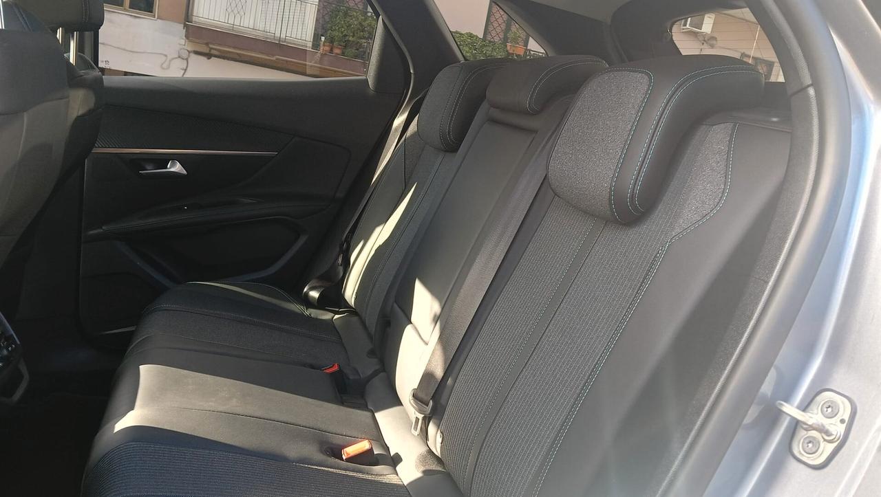 Peugeot 3008 1.5 BHDi 130 CV EAT8 N1