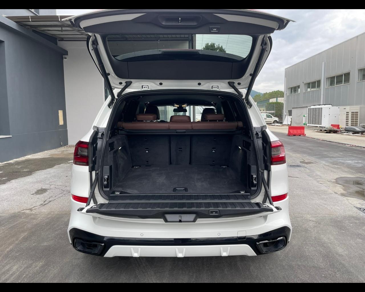 BMW X5 (G05/F95) - X5 xDrive25d Msport