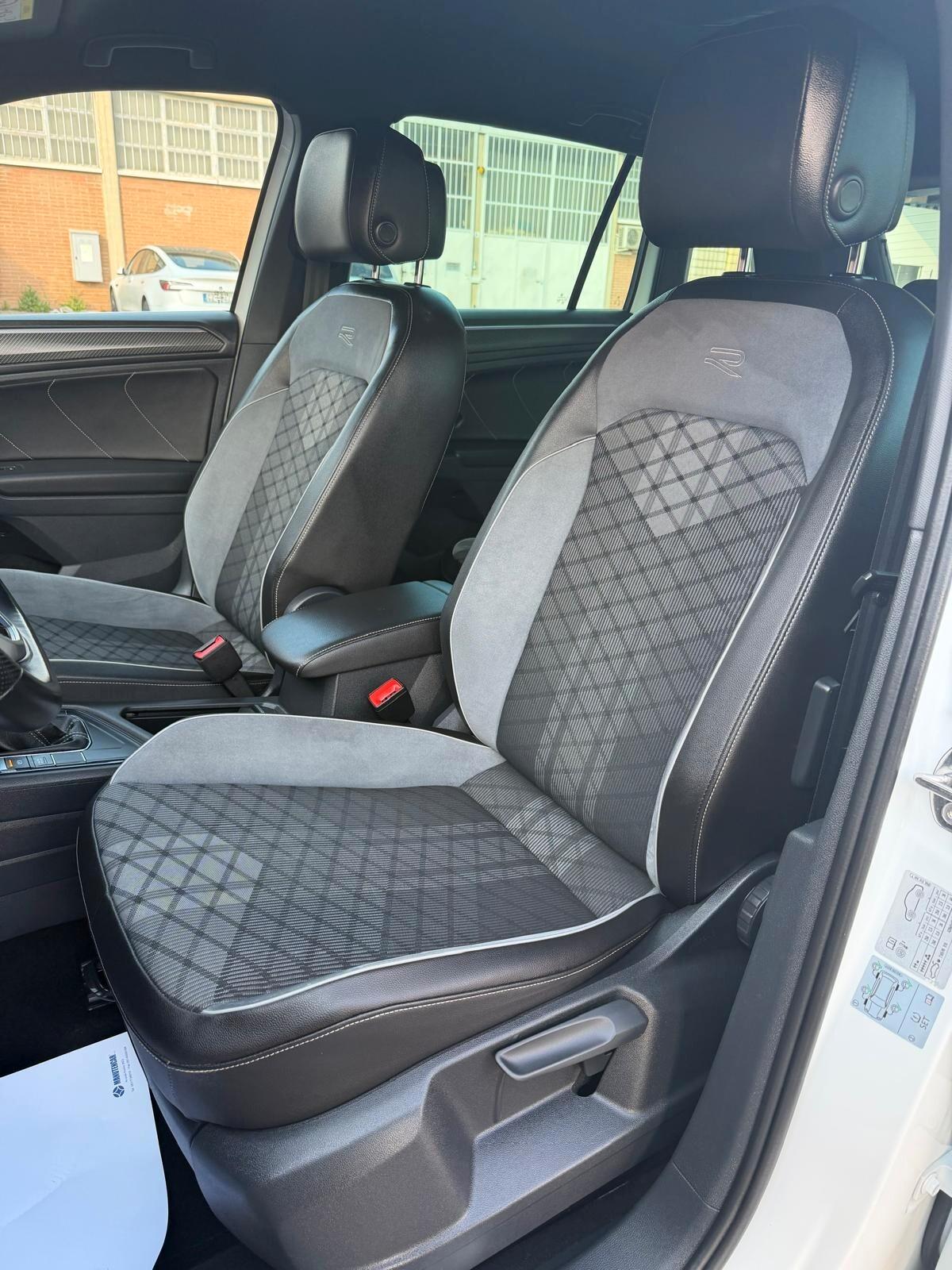 Volkswagen Tiguan 2.0 TDI 150 CV SCR DSG R-Line