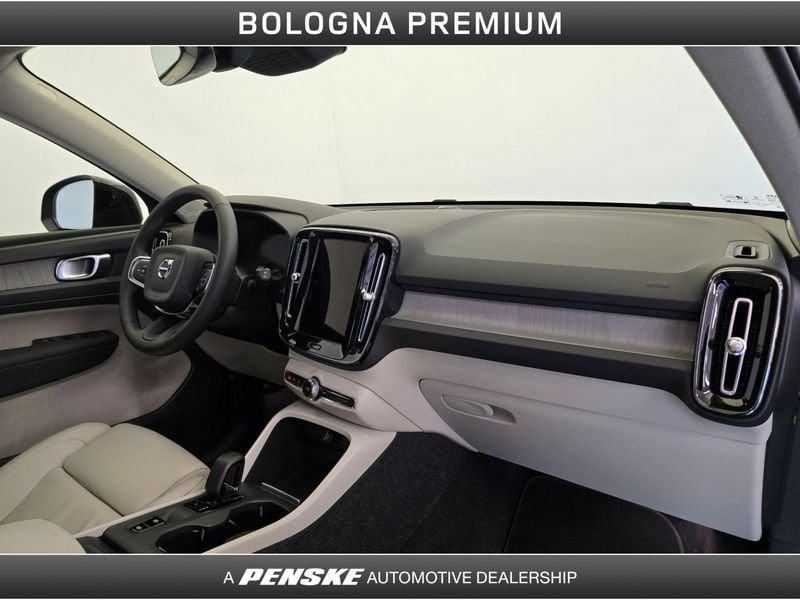 Volvo XC40 XC40 B3 automatico Core