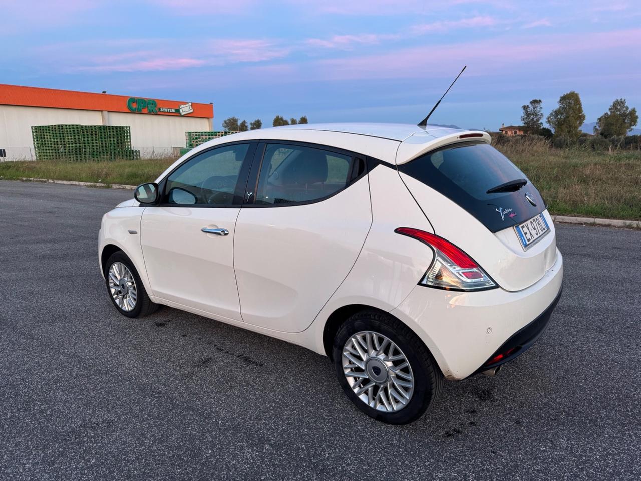 Lancia Ypsilon 1.3 MJT 16V 95 CV 5 porte S&S Mya