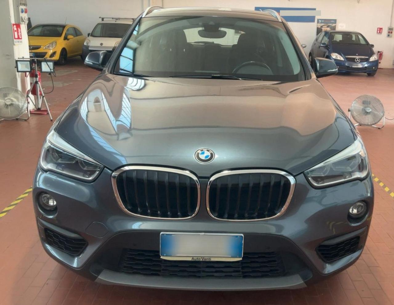 Bmw X1 sDrive18d Advantage