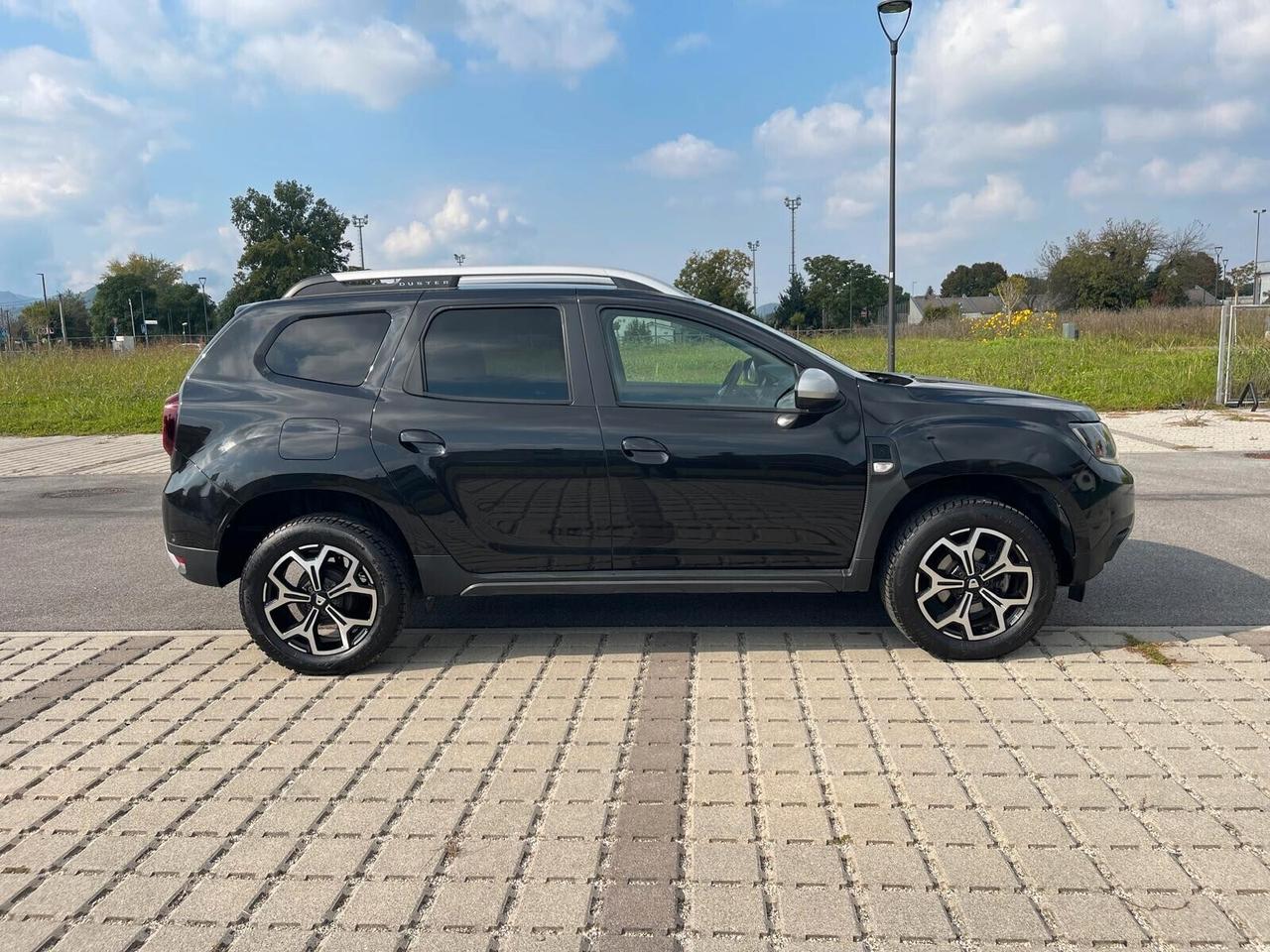 Dacia Duster 1.0 TCe 100 CV ECO-G 4x2 15th Anniversary