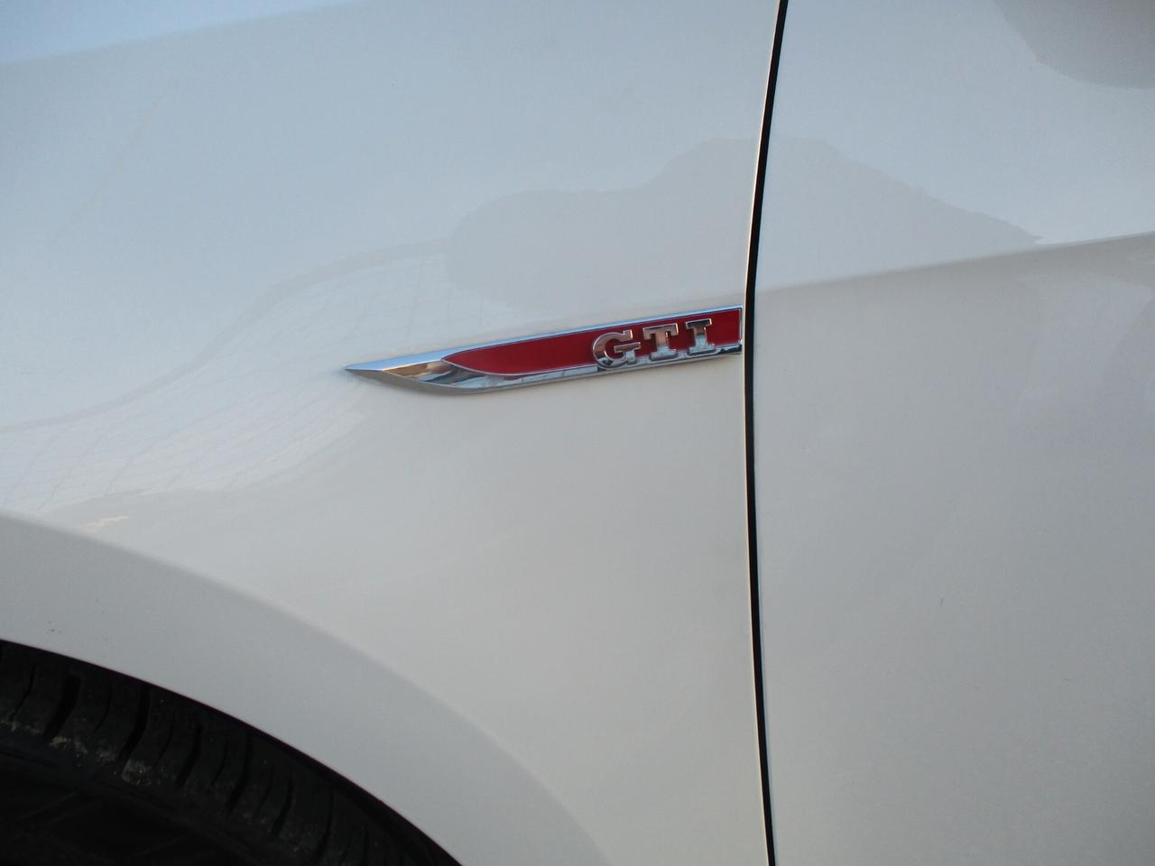 Volkswagen Golf GTI 2.0 DSG 211 CV STRAFULL!!!