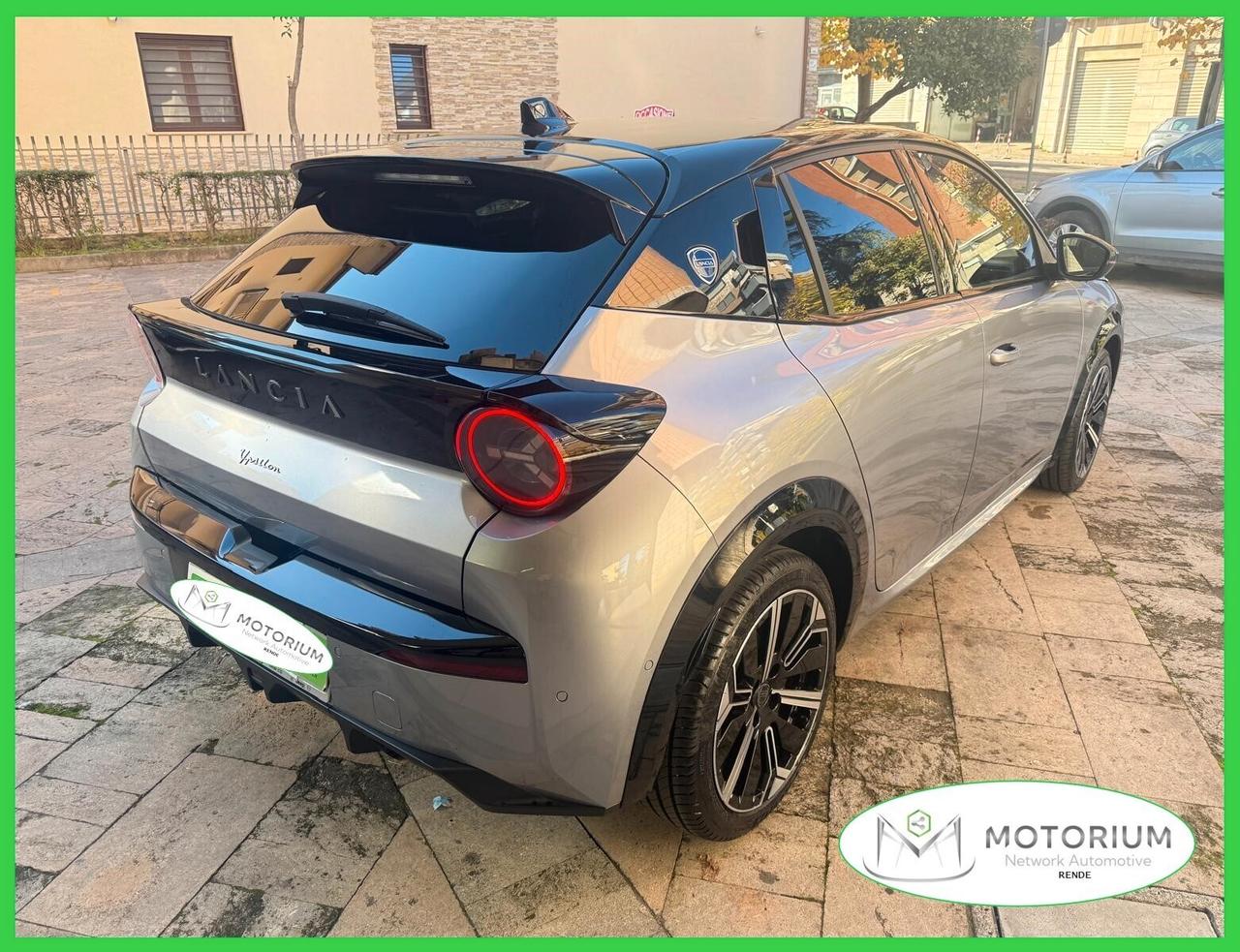 Lancia Ypsilon 1.2 TURBO Hybrid e-DCT LX 05/2025