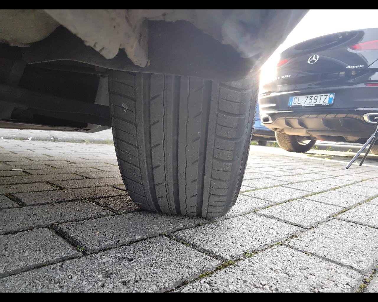 VOLKSWAGEN Polo V 2014 - Polo 5p 1.0 mpi Comfortline 75cv