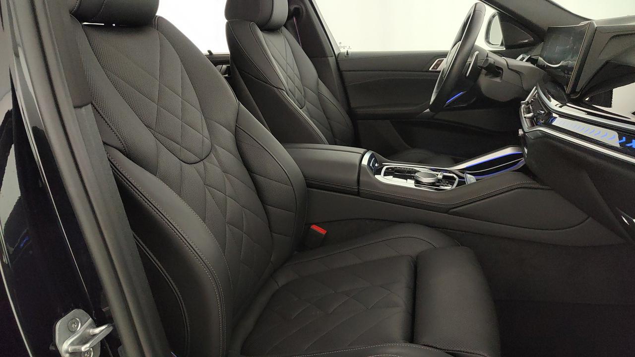 BMW X6 G06 - X6 xdrive30d mhev 48V Msport auto