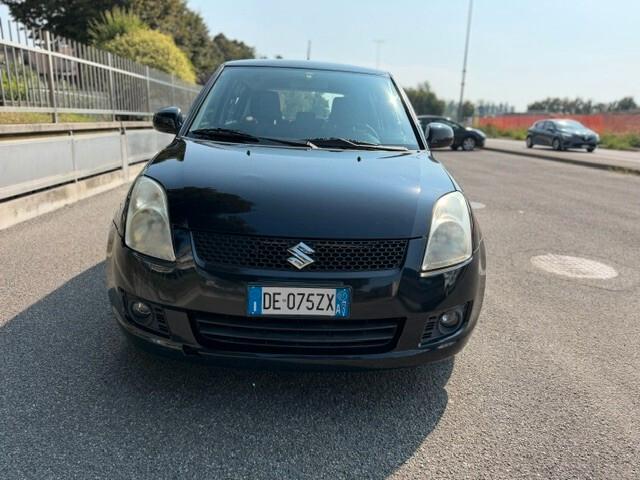Suzuki Swift 1.3 4x4 5p. GL