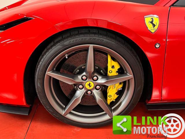 FERRARI F8 Tributo