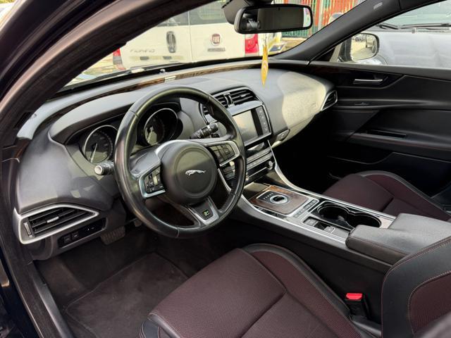 JAGUAR XE 2.0 D Turbo 180CV aut. R-Sport *Tetto panoramico*
