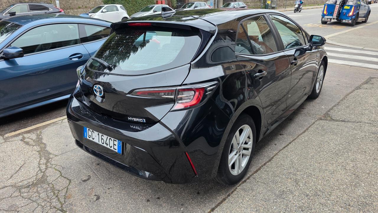 Toyota Corolla 1.8 Hybrid Business