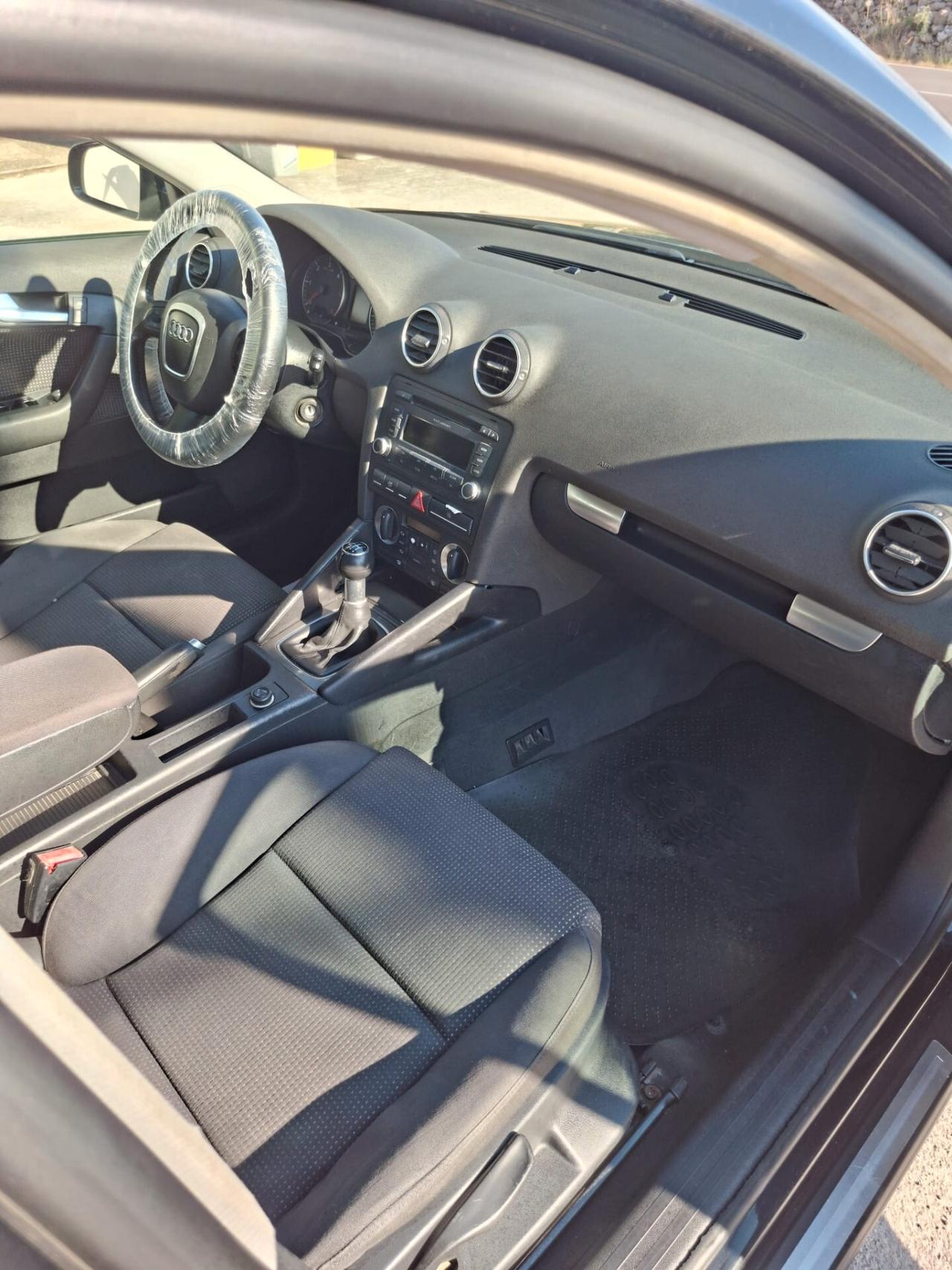 Audi A3 SPB 2.0 TDI + CARRELLO OMOLOGATO