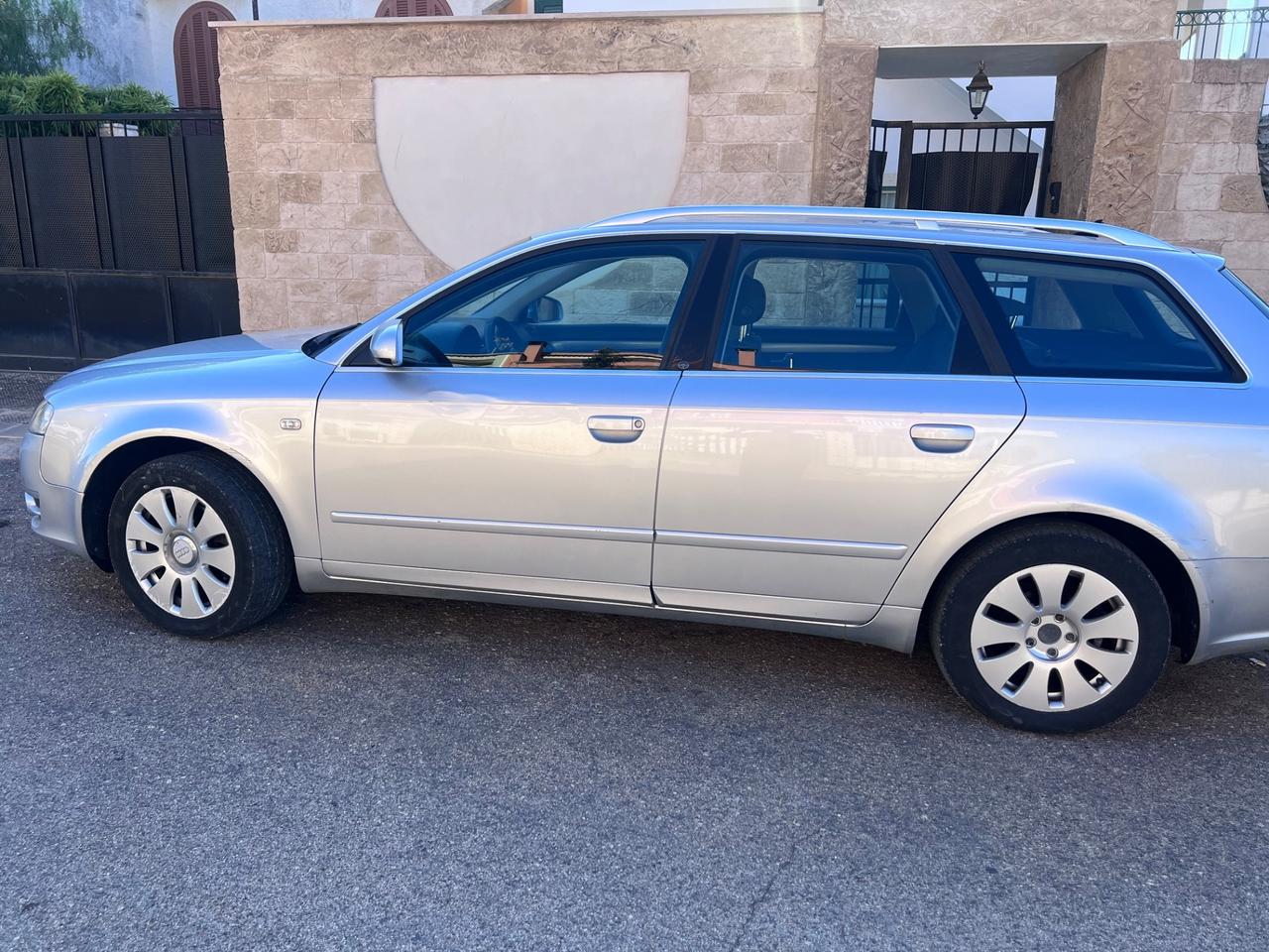 Audi A4 2.0 16V TDI Avant Top 140cv