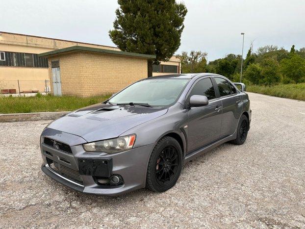 MITSUBISHI Lancer Evolution - 2009