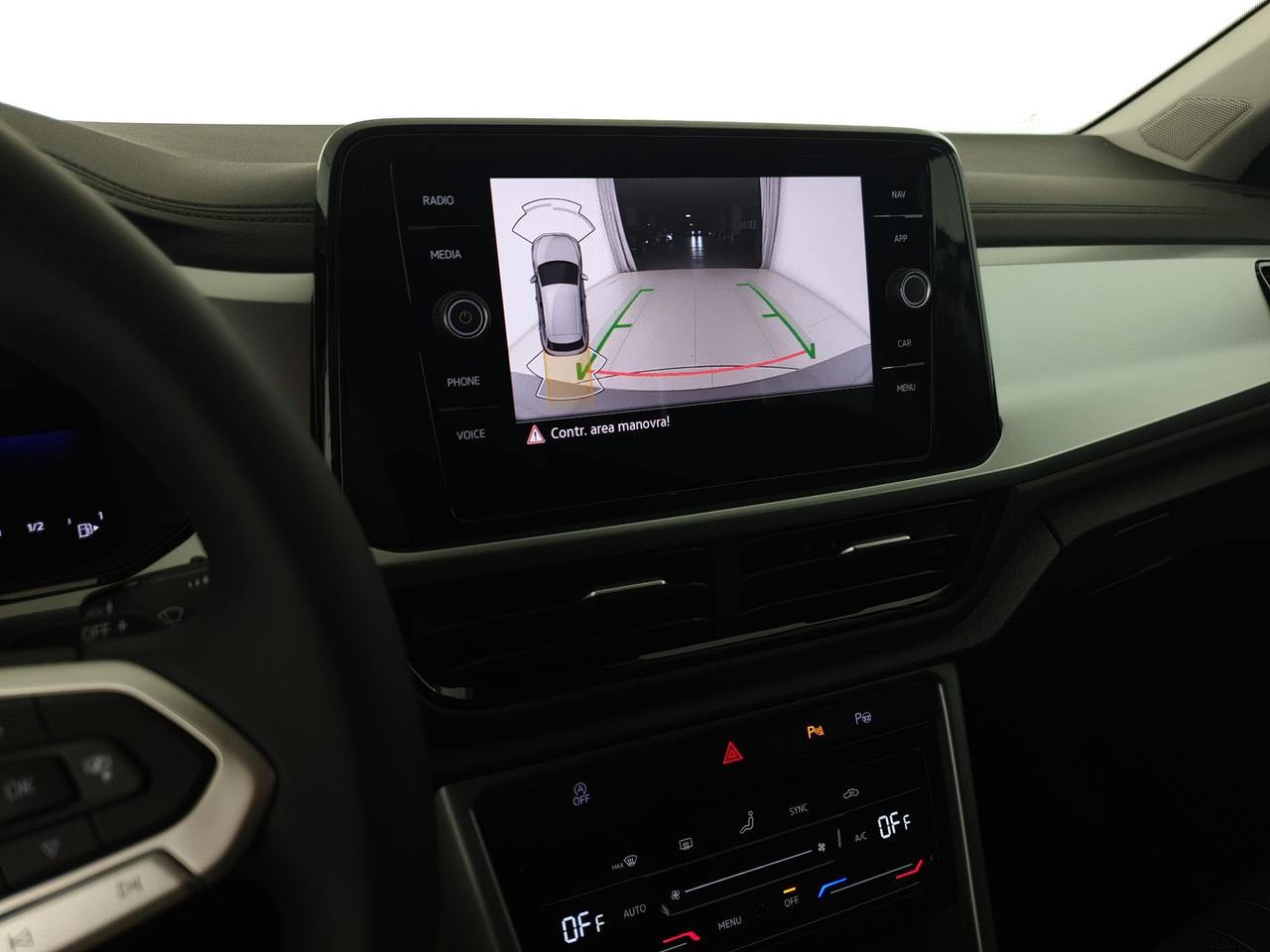 Volkswagen T-Roc 1.5 tsi sport dsg