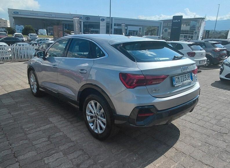 Audi Q3 40 TDI quattro S tronic Business