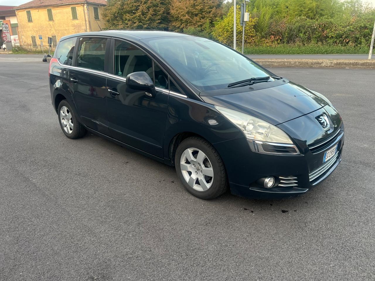 Peugeot 5008 1.6 HDi 112CV Business