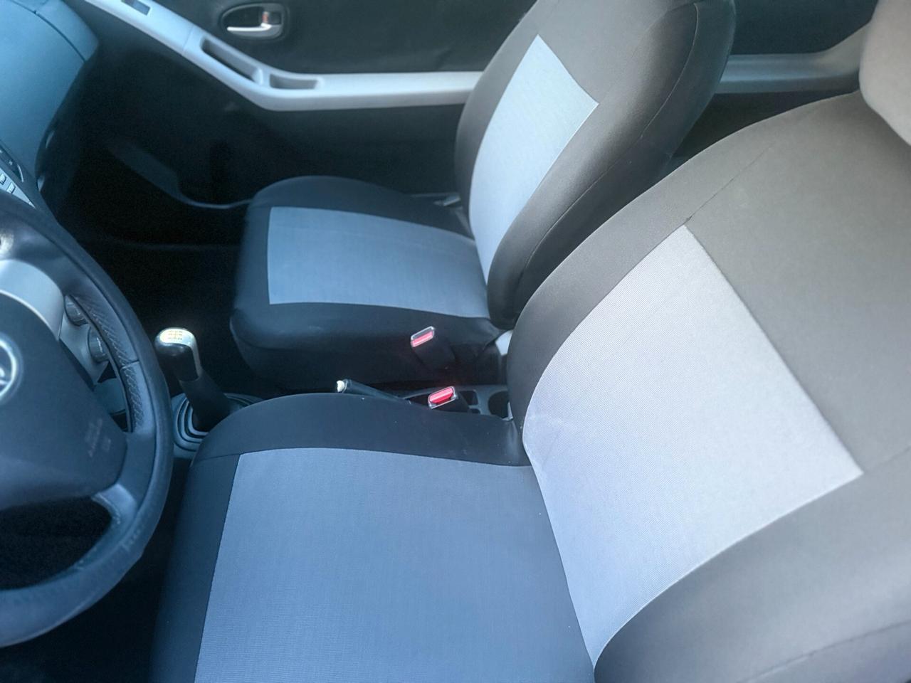 Toyota Yaris 1.4 D-4D 3 porte Sol