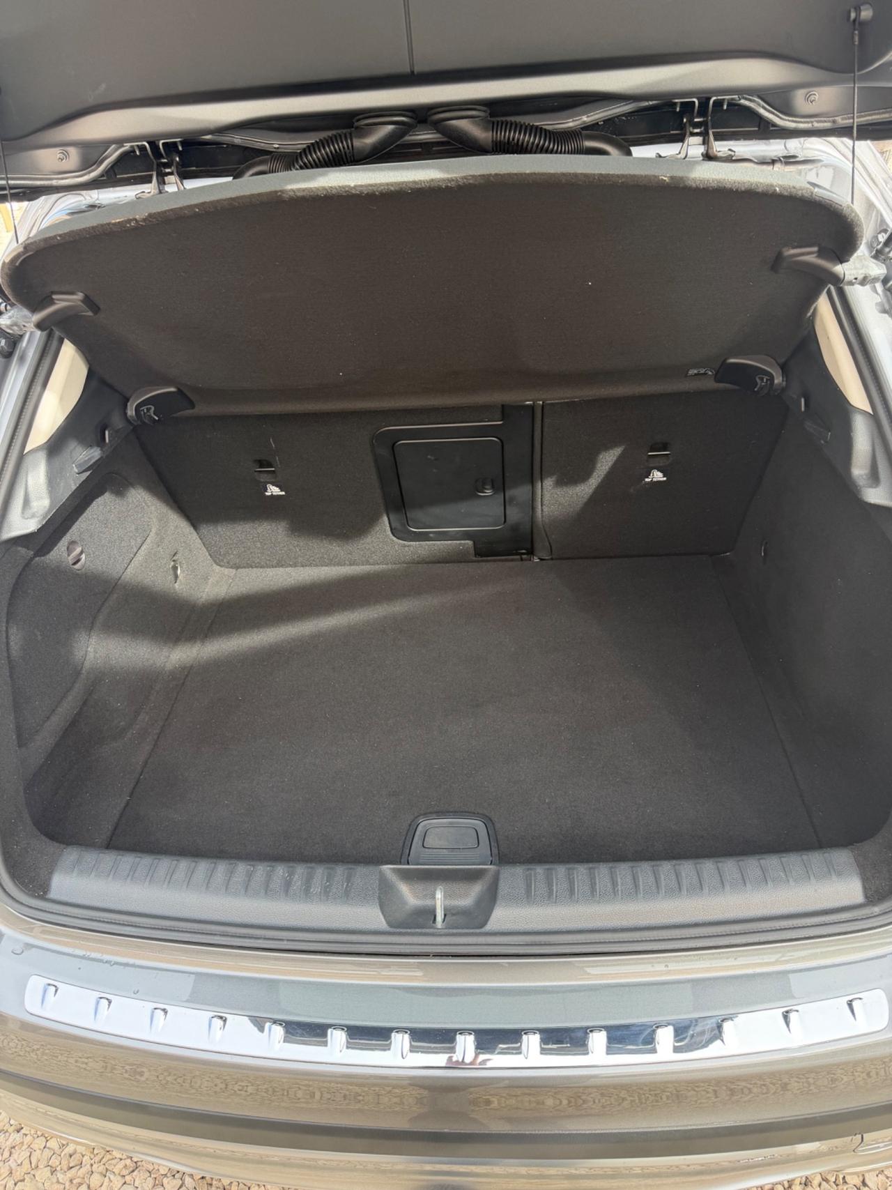 Mercedes-benz GLA 200 d Premium
