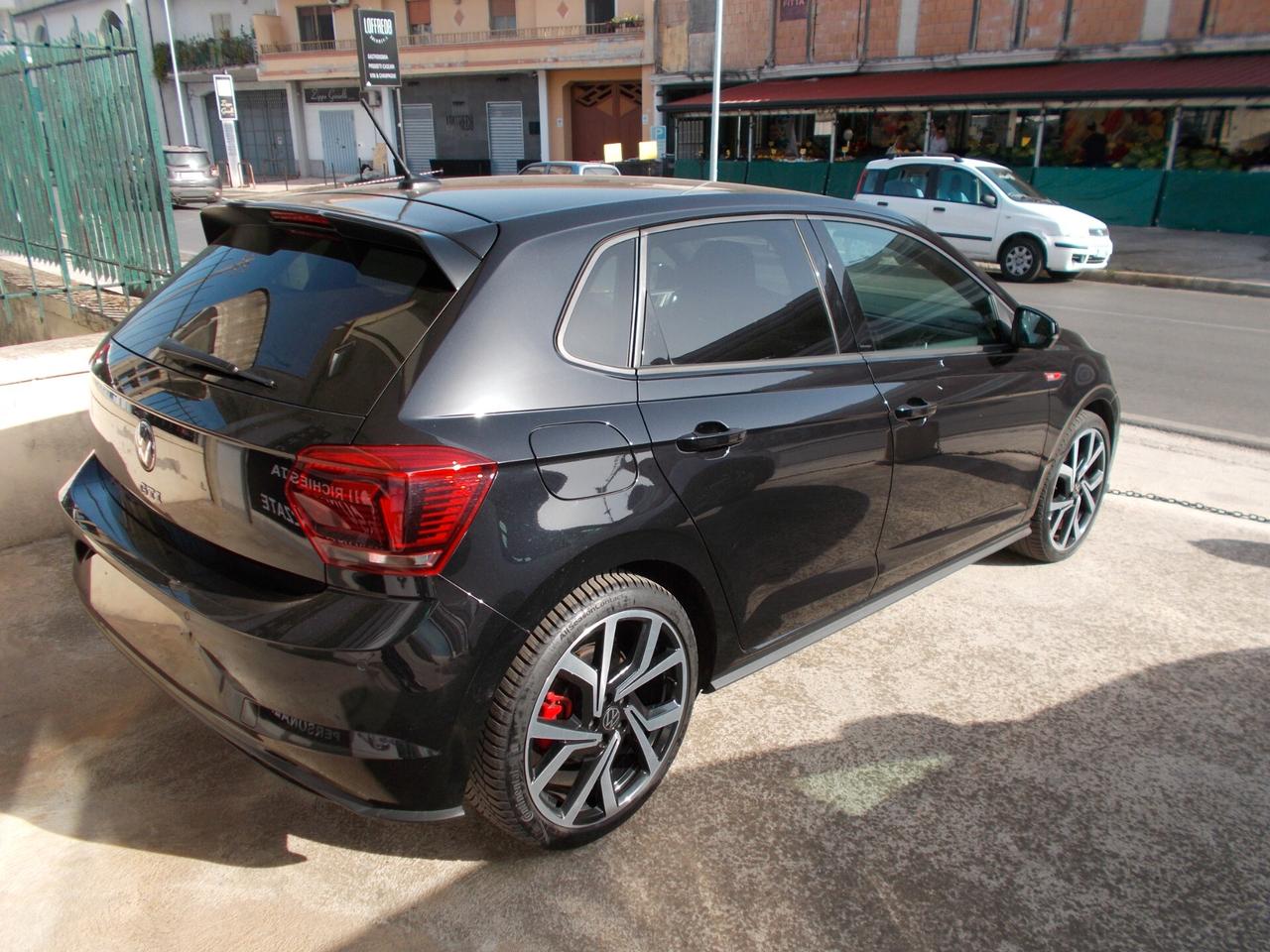Volkswagen Polo 2.0 TSI DSG GTI