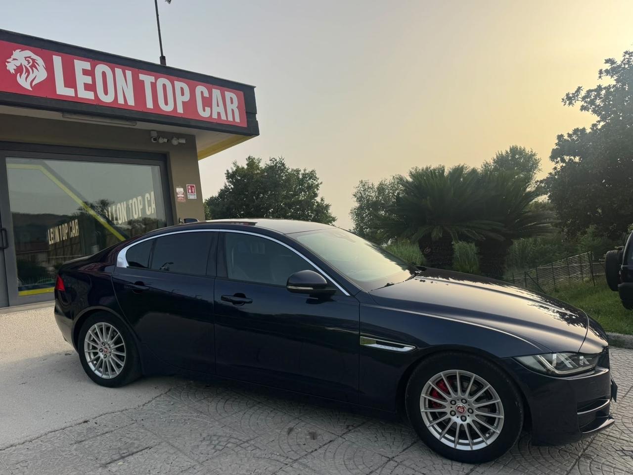Jaguar XE garantita 12 mesi perfetta
