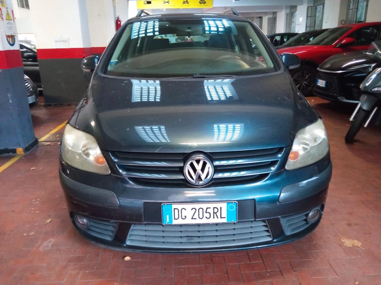 Volkswagen Golf Plus 1.6 FSI Sportline 115CV