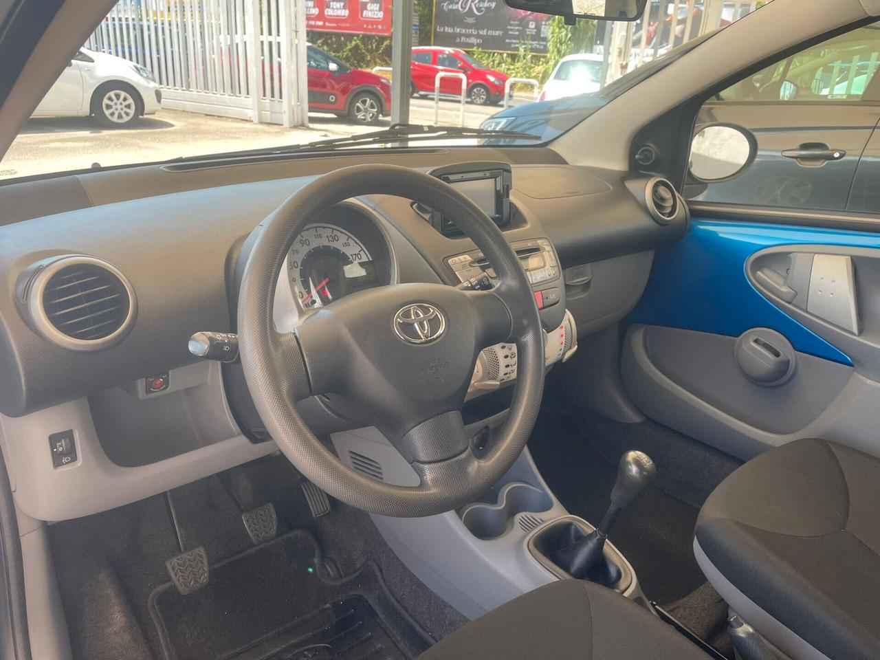 Toyota Aygo 1.0 12V VVT-i 3 porte Deep Ocean Connect