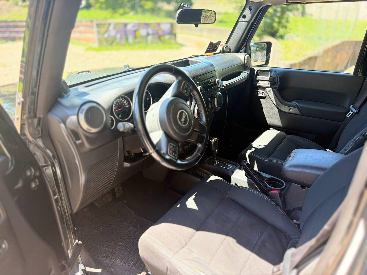 Jeep Wrangler Unlimited 2.8 crd Sahara auto