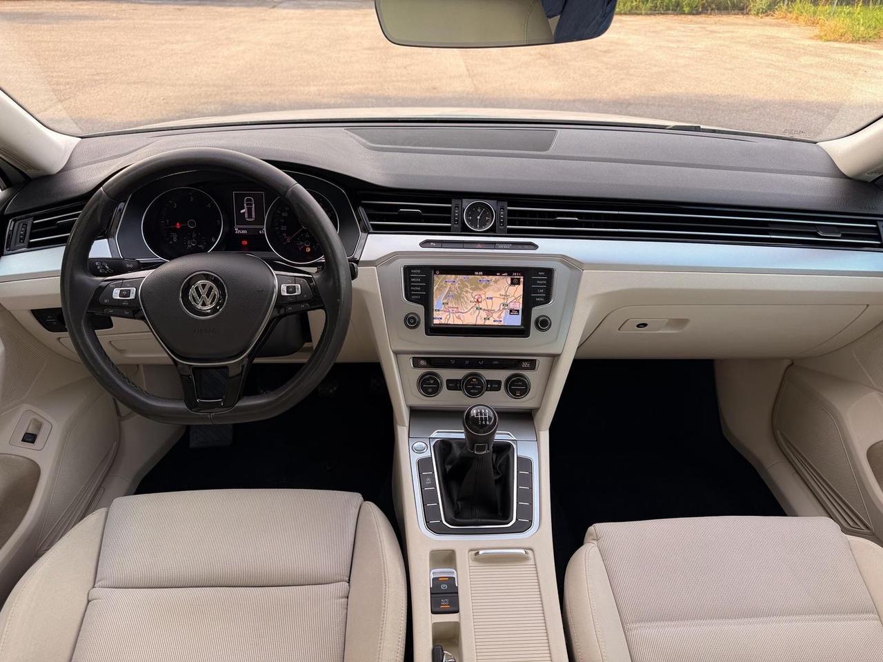 Volkswagen Passat 1.6 TDI Comfortline BlueMotion Technology