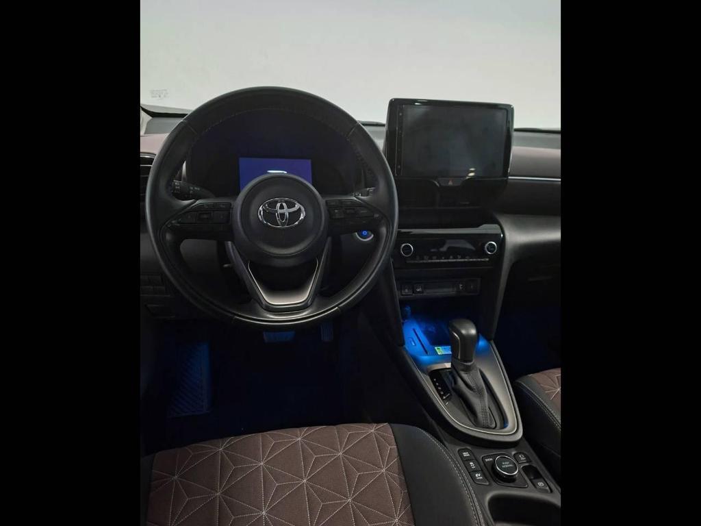 Toyota Yaris Cross 1.5 H Lounge FWD E-CVT