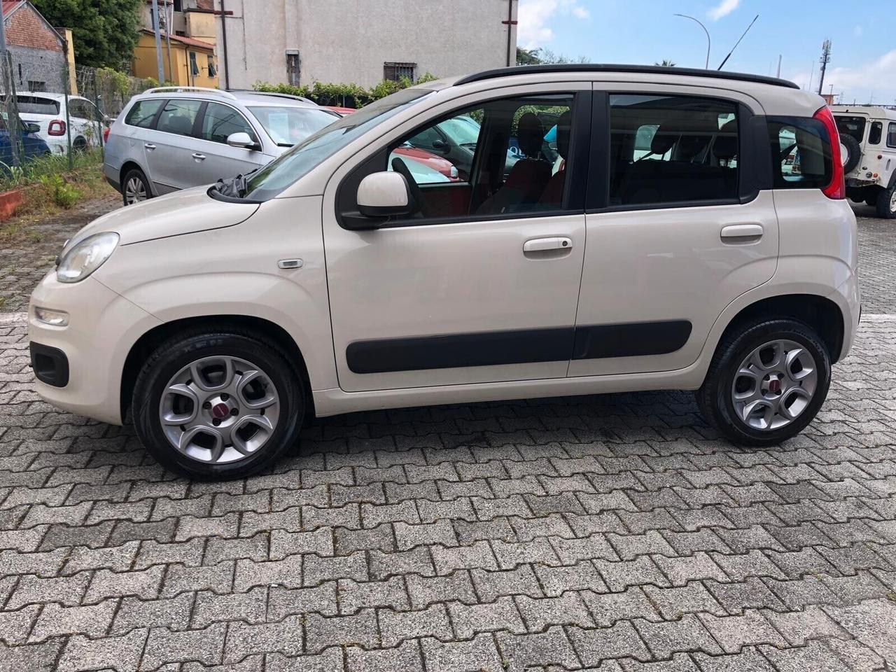 Fiat Panda 0.9 METANO/BENZINA X NEOPATENTATI GARANZIA EUROPEA 24 MESI ESTENDIBILE FINO A 36 MESI!!!