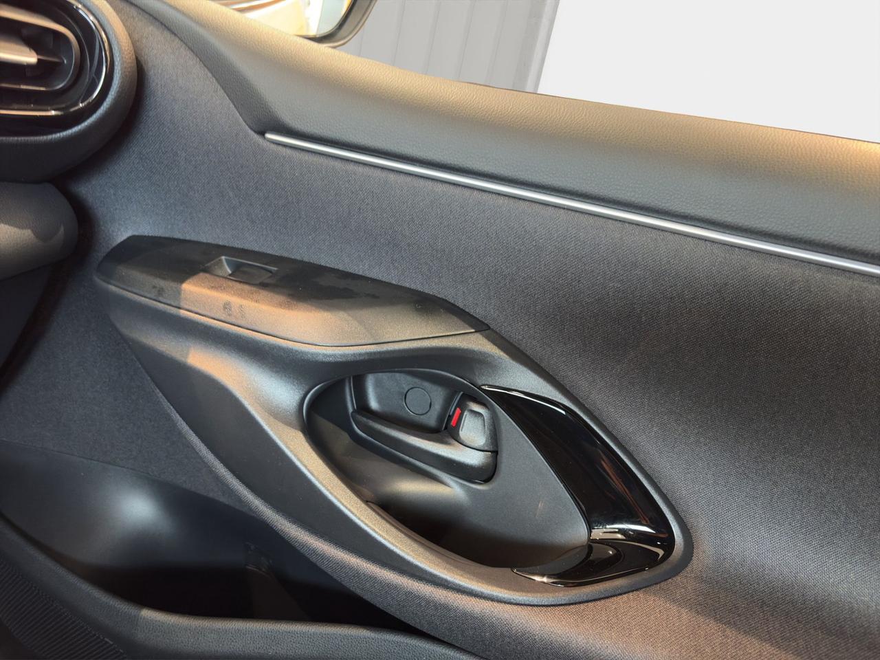 Toyota Yaris 1.5h 130 Lounge