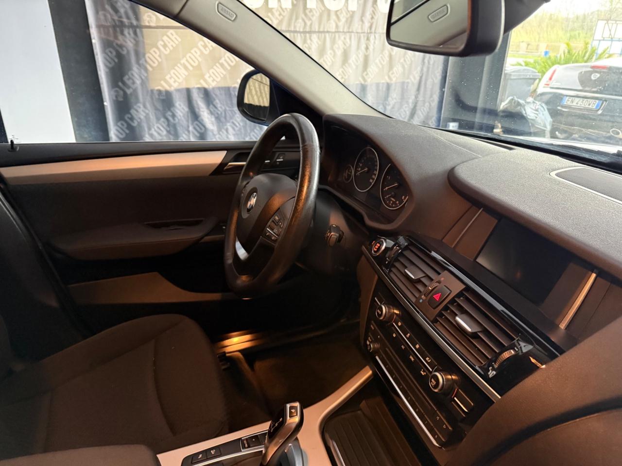 Bmw X4 xDrive20d gancio traino omologato auto da vetrina