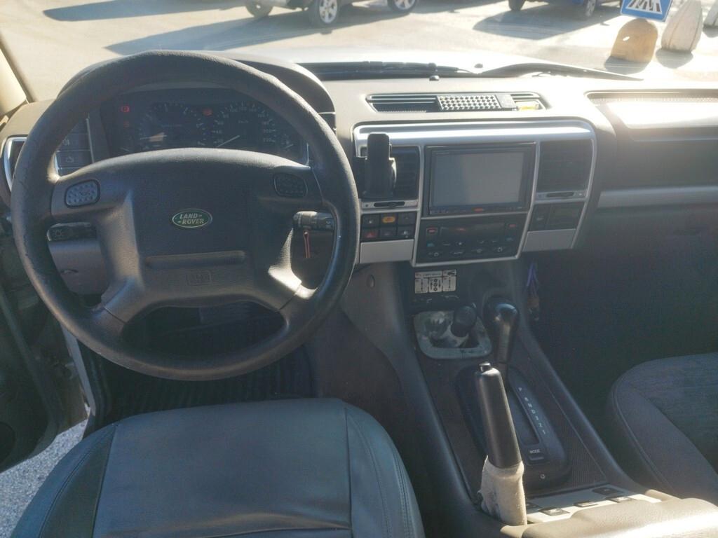 Land Rover Discovery 2.5 Td5 5p. Autocarro Luxury