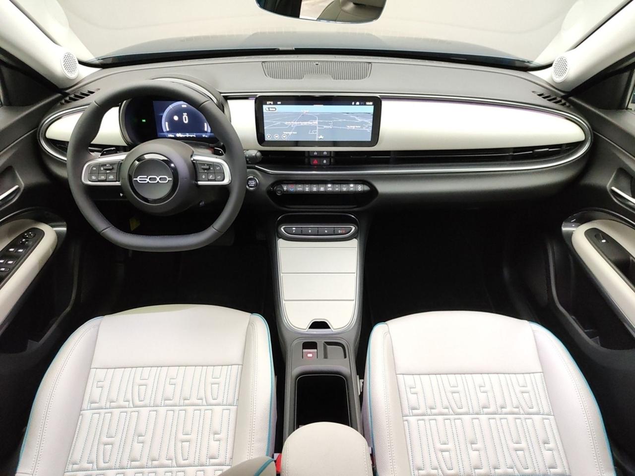 FIAT 600 IV 2023 1.2 MHEV 110CV DCT LA PRIMA