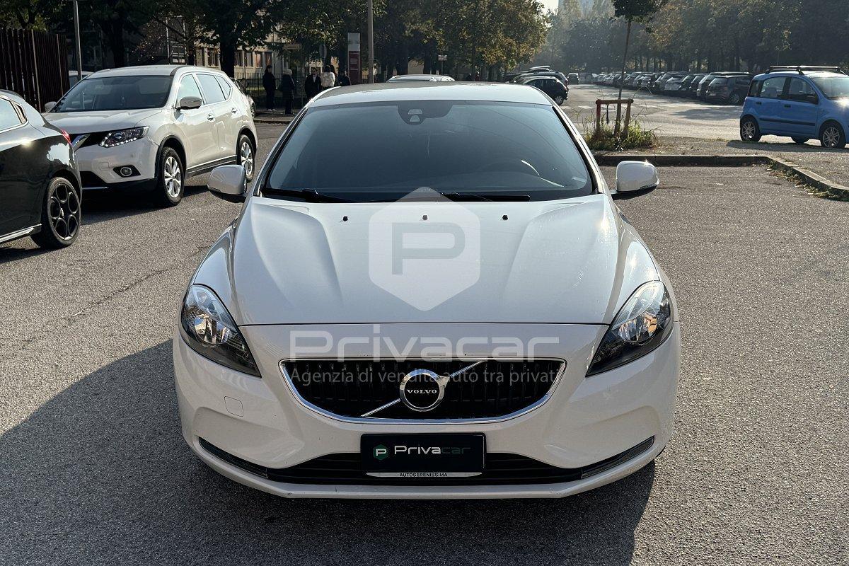 VOLVO V40 D2 Geartronic Kinetic