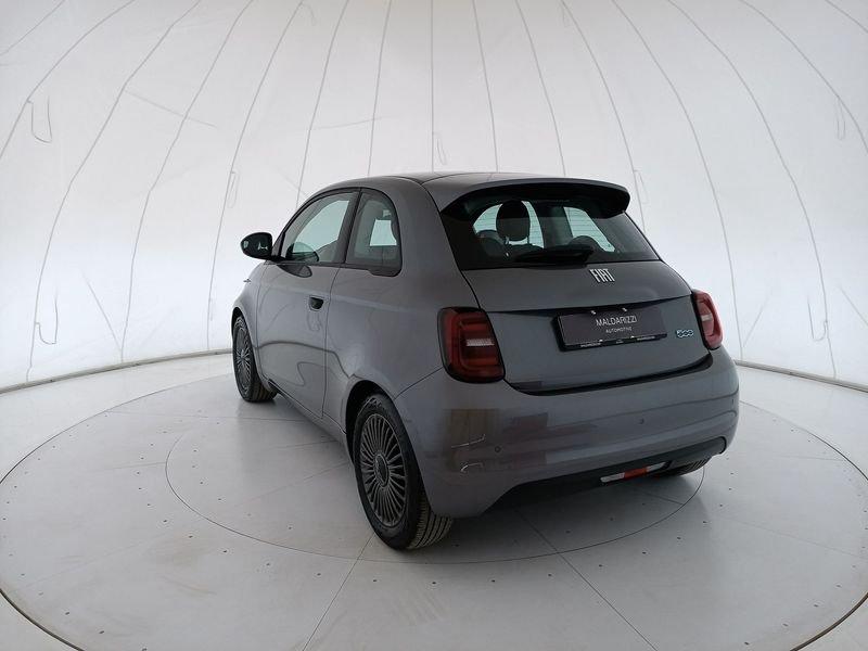 FIAT 500e 42 kWh Icon +