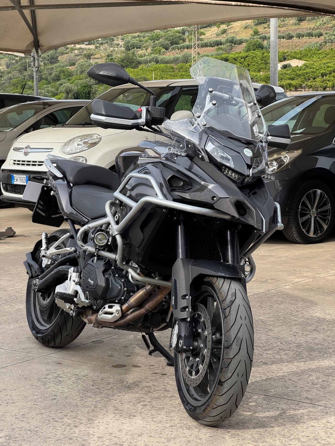 Benelli TRK 502