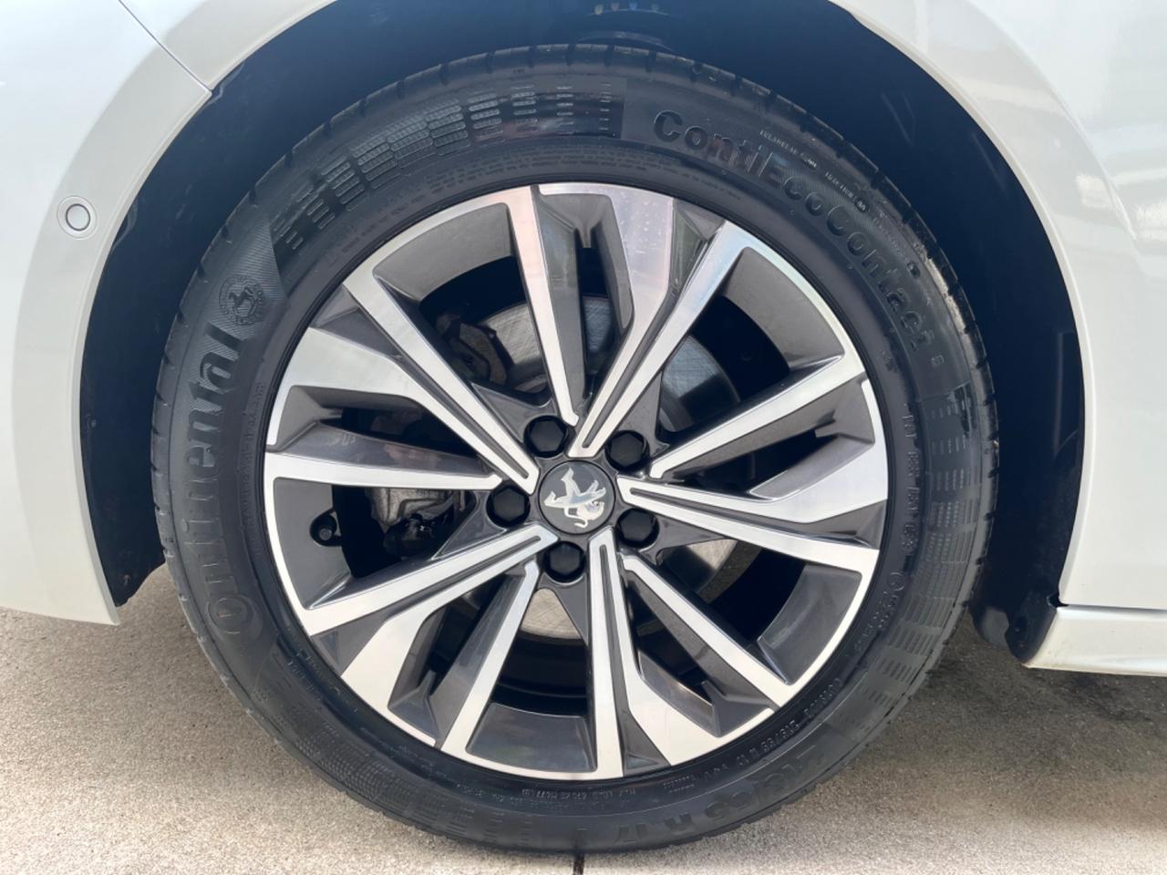 Peugeot 508 BlueHDi 130 Stop&Start EAT8 SW Allure Pack