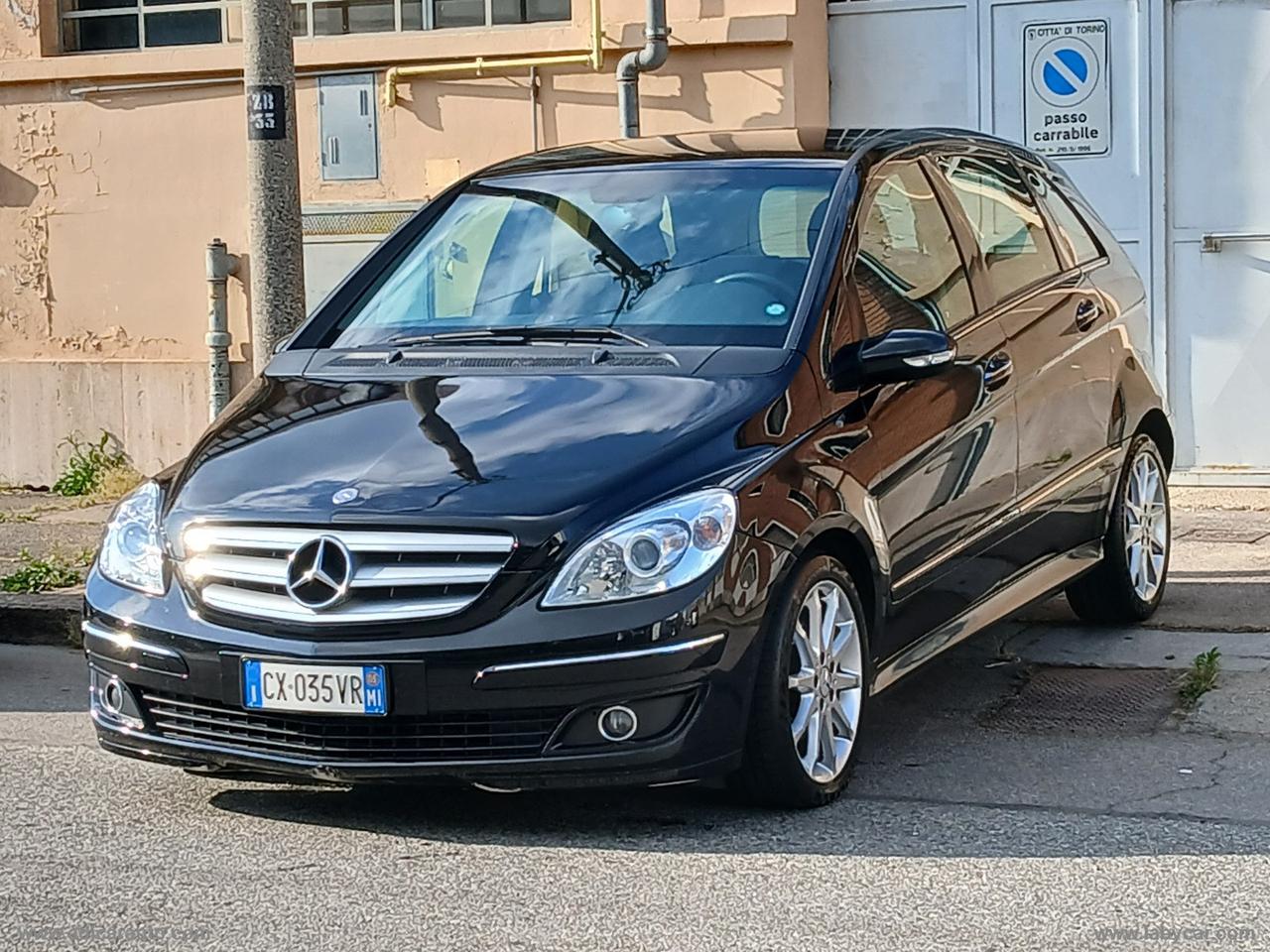 MERCEDES-BENZ B 200 CDI Sport