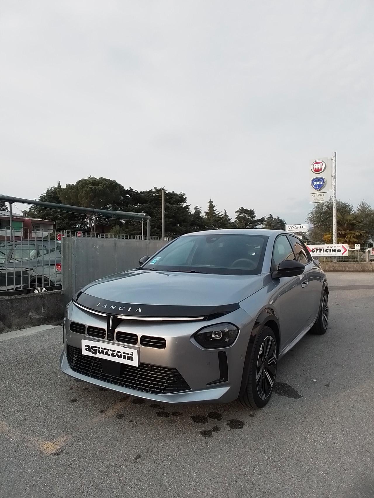 Lancia Ypsilon Hybrid e-DCT LX