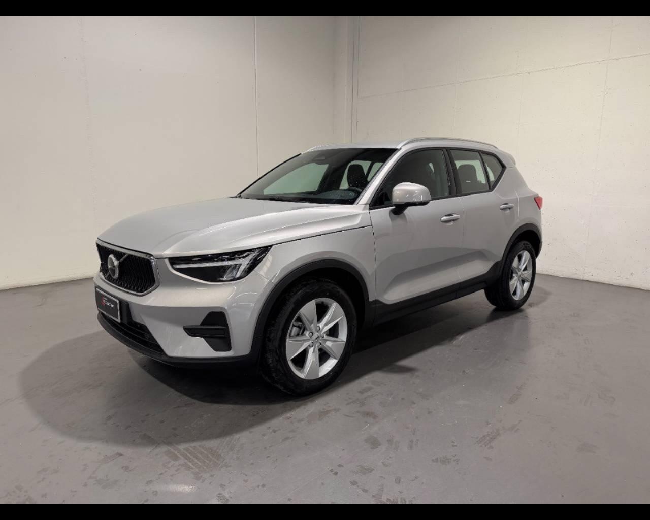 VOLVO XC40 B3 CORE AUTO