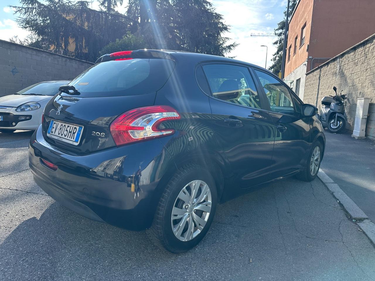 Peugeot 208 1.4 VTi 95 CV 5p. GPL - ok neopatentati