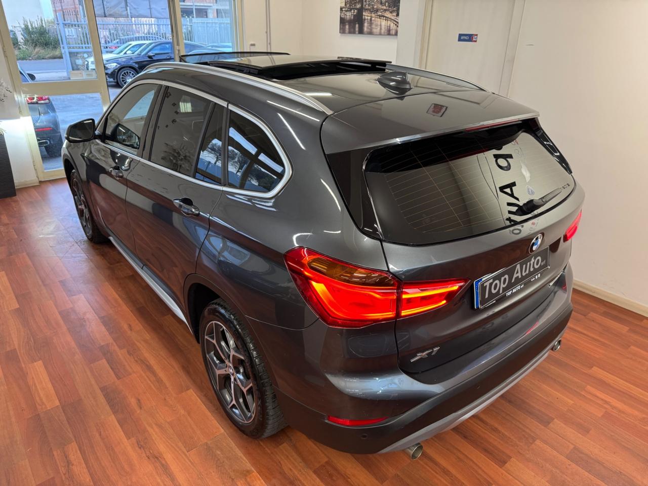 BMW X1 SDRIVE 18d AUT. XLINE - TETTO