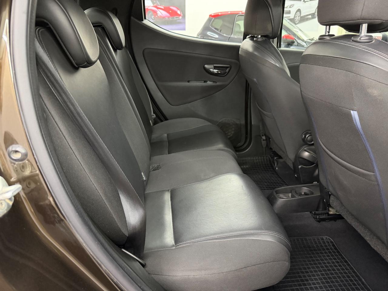 Lancia Ypsilon 1.3 MJT 95Cv